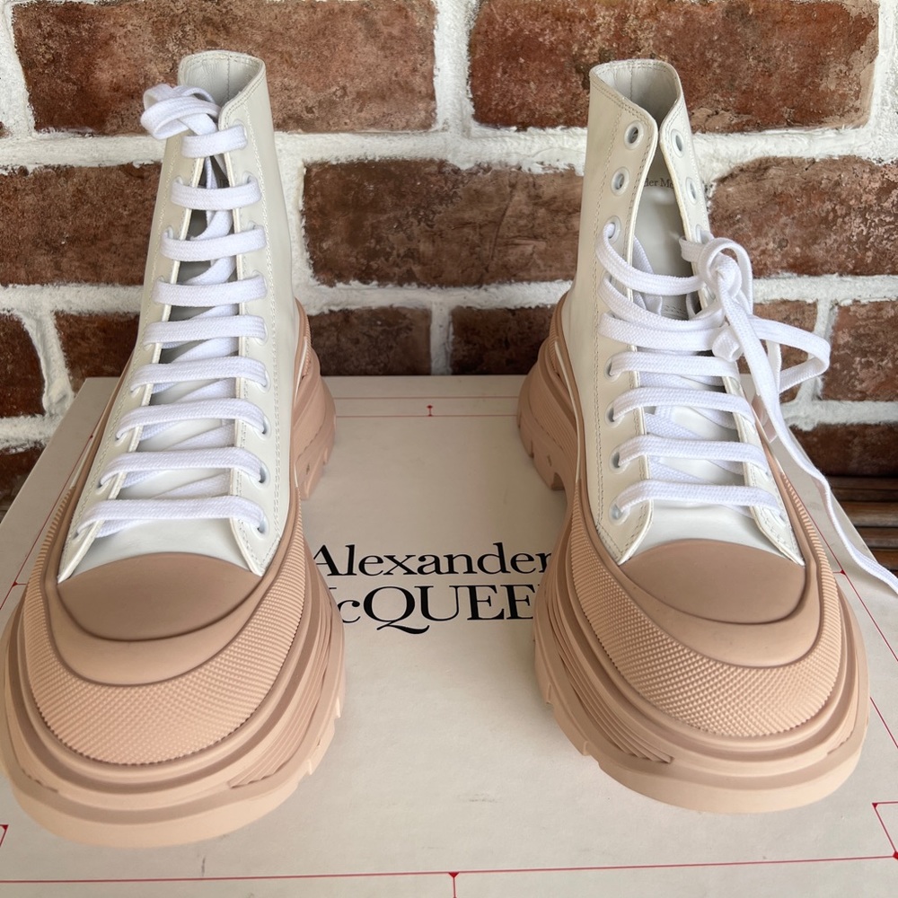 Tread Slick lace-up ankle boots
